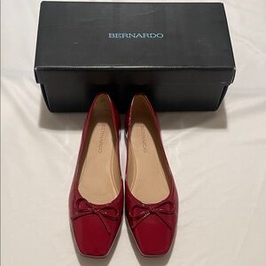 Bernardo Gynn Women's Cherry Red Soft Patent  with Bow